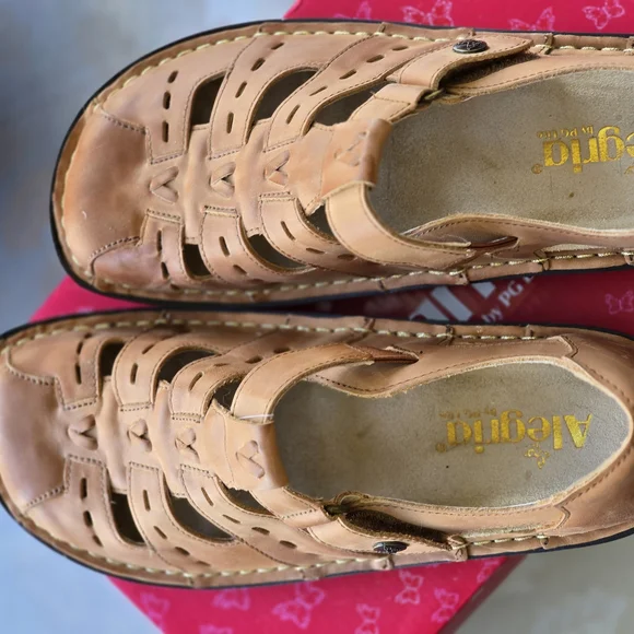 Alegria Tan Leather Cut-Out Sandals - Picture 3 of 6